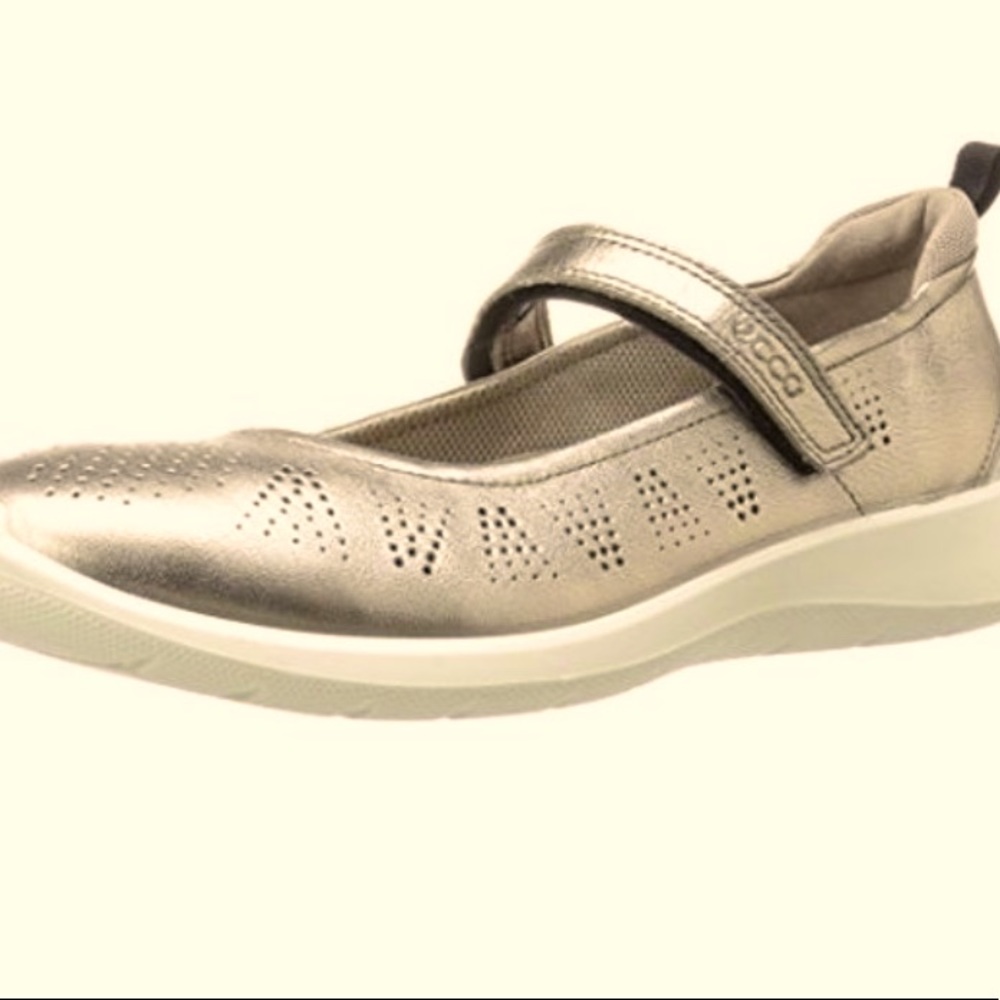 ⭐️New ECCO  Soft 5